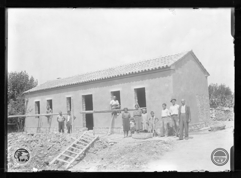 1938 08 28 Santa Margherita d&#039;Adige COSTRUZIONE RICOVERI id_38035 3 cm_13x18 lastra